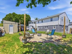 53 Gates Rd, Saugus MA 01906