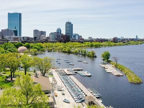 1 West Hill Place, Boston MA 02114