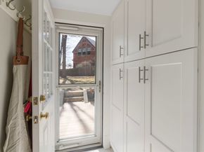 428 Boylston St 428, Brookline MA 02445