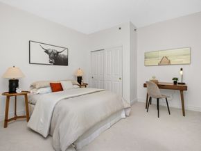 10 Charlesgate E 302, Boston MA 02215