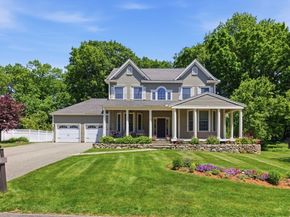 27 Boulder Dr, Burlington MA 01803