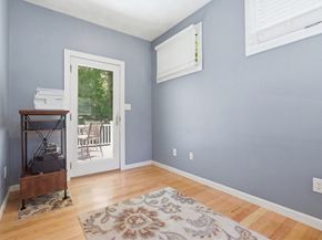 27 Boulder Dr, Burlington MA 01803