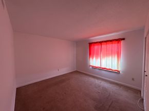 685 Oak St 512, Brockton MA 02301