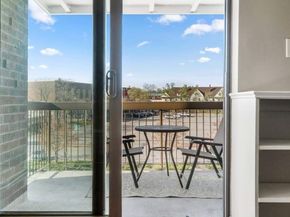 47 Mystic St 3F, Arlington MA 02474