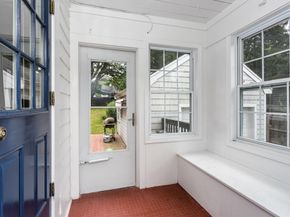 92 Hawthorn, Westwood MA 02090
