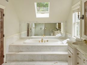14 Winthrop St, Newton MA 02465