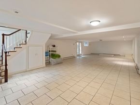 14 Winthrop St, Newton MA 02465