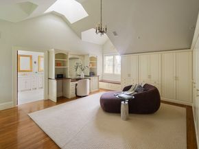 14 Winthrop St, Newton MA 02465
