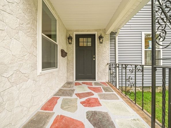 50 Clark St, Dedham MA 02026