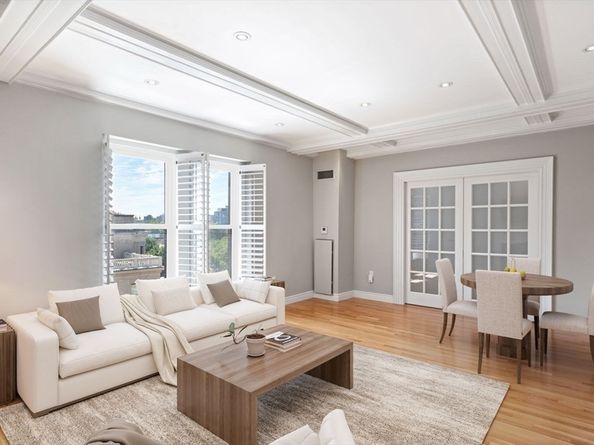 10 Charlesgate East 502, Boston MA 02215