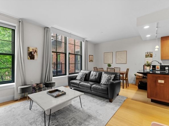 21 Father Francis Gilday St 314, Boston MA 02118