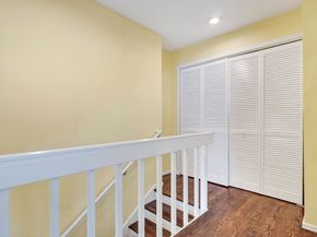 51 Pettee St 49, Newton MA 02464