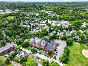 51 Pettee St 49, Newton MA 02464