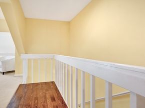 51 Pettee St 49, Newton MA 02464