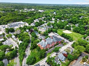 51 Pettee St 49, Newton MA 02464