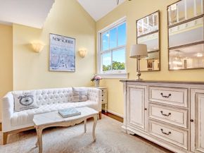 51 Pettee St 49, Newton MA 02464