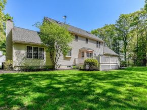 4 Dorset Drive, Walpole MA 02032
