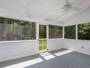 8 Riverbend Ln, Mattapoisett MA 02739