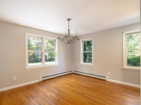 8 Riverbend Ln, Mattapoisett MA 02739