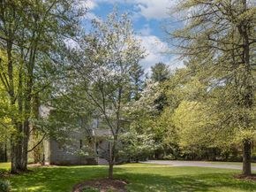8 Riverbend Ln, Mattapoisett MA 02739