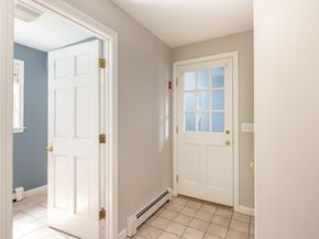 8 Riverbend Ln, Mattapoisett MA 02739