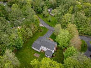 8 Riverbend Ln, Mattapoisett MA 02739