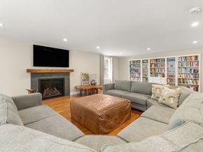 42 North St, Norfolk MA 02056
