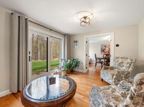 42 North St, Norfolk MA 02056
