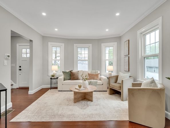 20 Riverview St, Dedham MA 02026