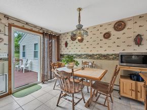 101 Long Hill Dr, Leominster MA 01453