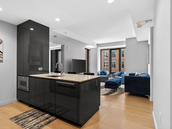 135 Seaport Blvd 1506, Boston MA 02210
