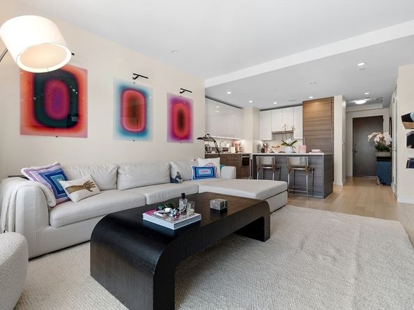 1 Franklin St 3106, Boston MA 02110