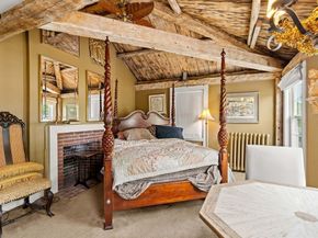 53 Western Ave, Gloucester MA 01930