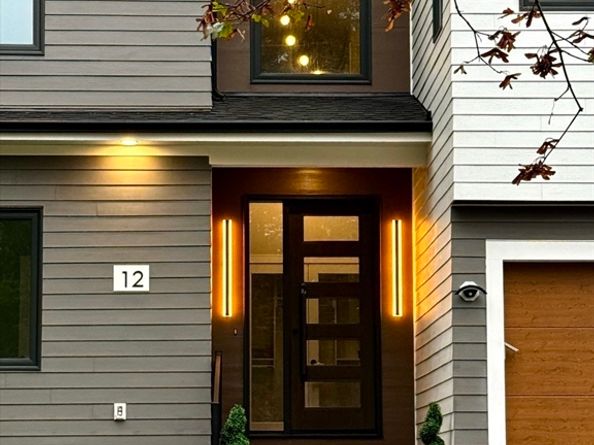 270 Derby St, Newton MA 02465