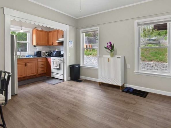 58-60 Ward St, Fitchburg MA 01420