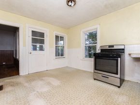 67-69 Penn St, Quincy MA 02169