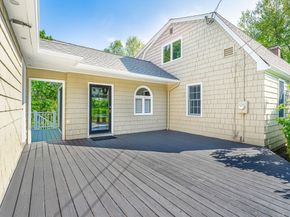 6 Crestview Dr, Westborough MA 01581