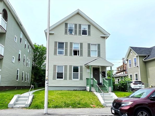 16 Bellevue St, Worcester MA 01609