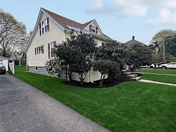130 Monroe St, Norwood MA 02062