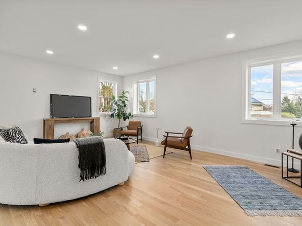 100 Woodbine Circle, Needham MA 02494