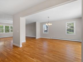 608 Church St, Northbridge MA 01588