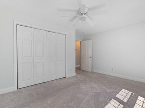 608 Church St, Northbridge MA 01588