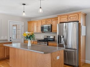 608 Church St, Northbridge MA 01588