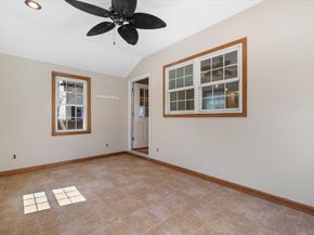 608 Church St, Northbridge MA 01588
