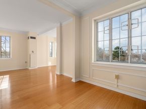 20 Chapel St B908, Brookline MA 02446
