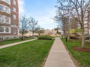 20 Chapel St B908, Brookline MA 02446
