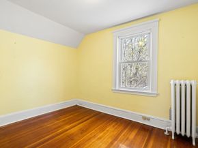 79 Hancock St, Reading MA 01867