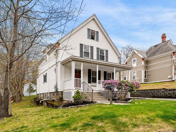 79 Hancock St, Reading MA 01867