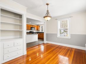 79 Hancock St, Reading MA 01867
