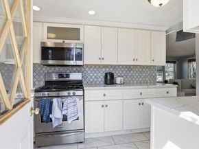 107 Pond St, Rockland MA 02370